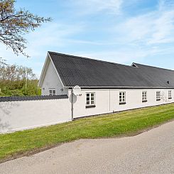 Vakantiehuis "Folkar" - 3km to the fjord