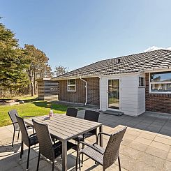 Vakantiehuis "Örjan" - 400m from the sea