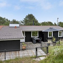 Vakantiehuis "Zoya" - 900m from the sea