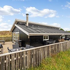 Vakantiehuis "Melanie" - 950m from the sea