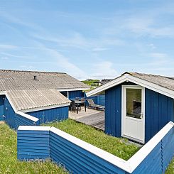 Vakantiehuis "Joern" - 300m from the sea