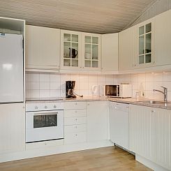 Vakantiehuis "Aslak" - 350m from the sea