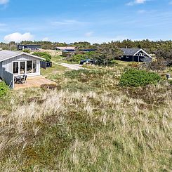 Vakantiehuis "Avelin" - 800m from the sea