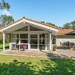 Vakantiehuis "Annemone" - 600m from the sea