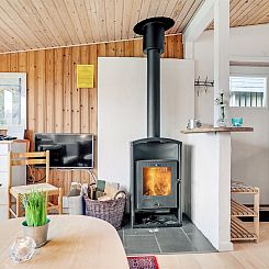 Vakantiehuis "Har" - 1.2km from the sea