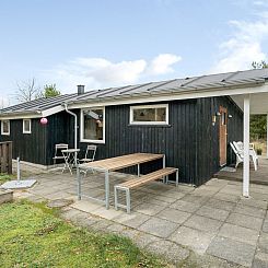 Vakantiehuis "Har" - 1.2km from the sea