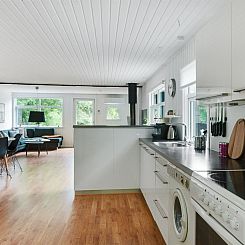 Vakantiehuis "Hilde" - 1.7km from the sea