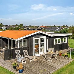 Vakantiehuis "Elik" - 500m from the sea
