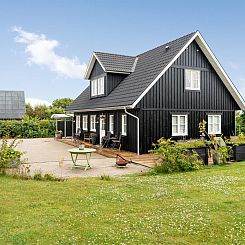 Vakantiehuis "Brune" - 330m from the sea