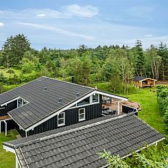 Vakantiehuis "Anouk" - 2km from the sea