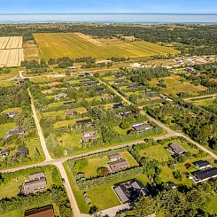 Vakantiehuis "Ema" - 1.9km from the sea