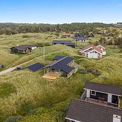 Vakantiehuis "Myrna" - 250m from the sea