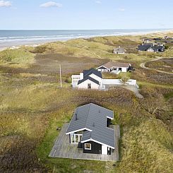 Vakantiehuis "Mirla" - 50m from the sea