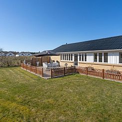 Vakantiehuis "Bitta" - 500m from the sea