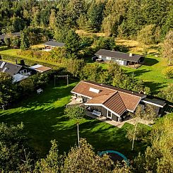 Vakantiehuis "Deni" - 4km from the sea