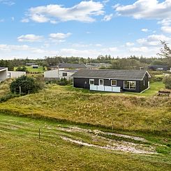Vakantiehuis "Inola" - 3.5km from the sea