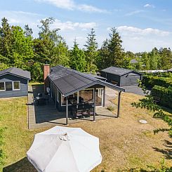 Vakantiehuis "Angelie" -  from the sea