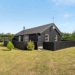 Vakantiehuis "Thure" - 1km from the sea