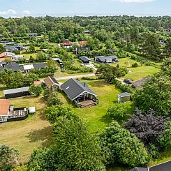 Vakantiehuis "Emiljan" -  from the sea