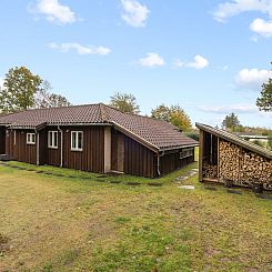 Vakantiehuis "Danijela" - 1.2km from the sea