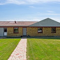 Vakantiehuis "Ingward" - 750m from the sea