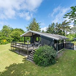 Vakantiehuis "Angantir" - 700m to the fjord