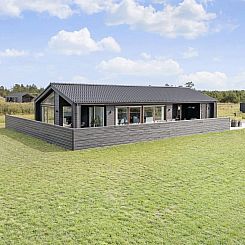 Vakantiehuis "Frithbjorn" - 900m from the sea