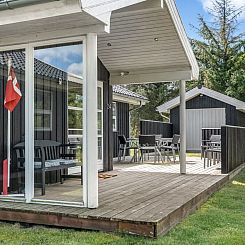 Vakantiehuis "Oddvar" - 400m from the sea