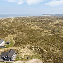 Vakantiehuis "Hughe" - 200m from the sea