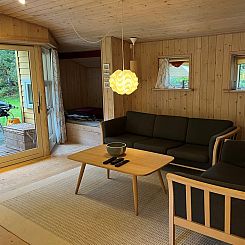 Vakantiehuis "Eljena" - 600m from the sea