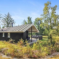 Vakantiehuis "Santtu" - 600m from the sea
