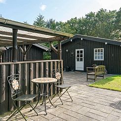 Vakantiehuis "Othinkarl" - 1km from the sea