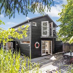 Vakantiehuis "Anouk" - 500m from the sea