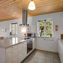 Vakantiehuis "Othelia" - 1.8km from the sea
