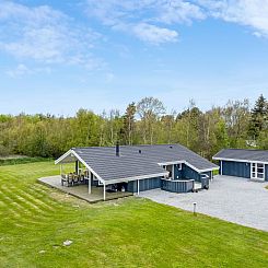 Vakantiehuis "Aswaldi" - 1.5km from the sea