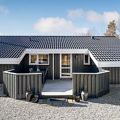 Vakantiehuis "Aswaldi" - 1.5km from the sea