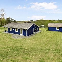 Vakantiehuis "Mikkeline" - 400m to the fjord