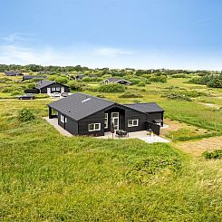 Vakantiehuis "Grith" - 1km from the sea