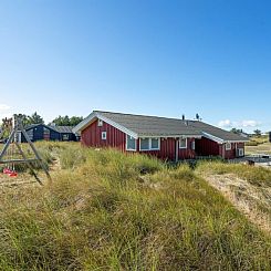 Vakantiehuis "Bertie" - 700m from the sea