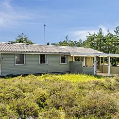 Vakantiehuis "Alwine" - 250m from the sea