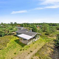 Vakantiehuis "Alwine" - 250m from the sea