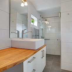 Vakantiehuis "Eivi" - 150m from the sea