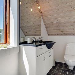 Vakantiehuis "Eivi" - 150m from the sea