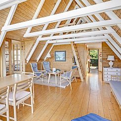 Vakantiehuis "Ariana" - 150m from the sea