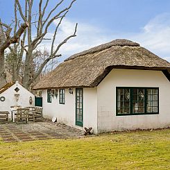 Vakantiehuis "Rathulf" - 700m from the sea