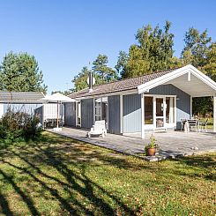 Vakantiehuis "Valda" - 800m from the sea