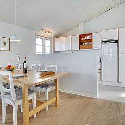 Vakantiehuis "Zaharinka" - 300m from the sea