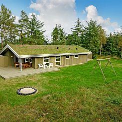 Vakantiehuis "Editt" - 2km from the sea