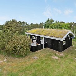 Vakantiehuis "Evan" - 1.3km from the sea