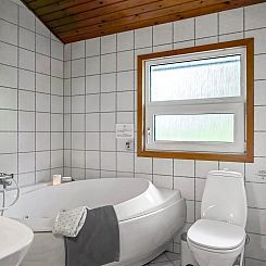 Vakantiehuis "Jaakob" - 4km from the sea